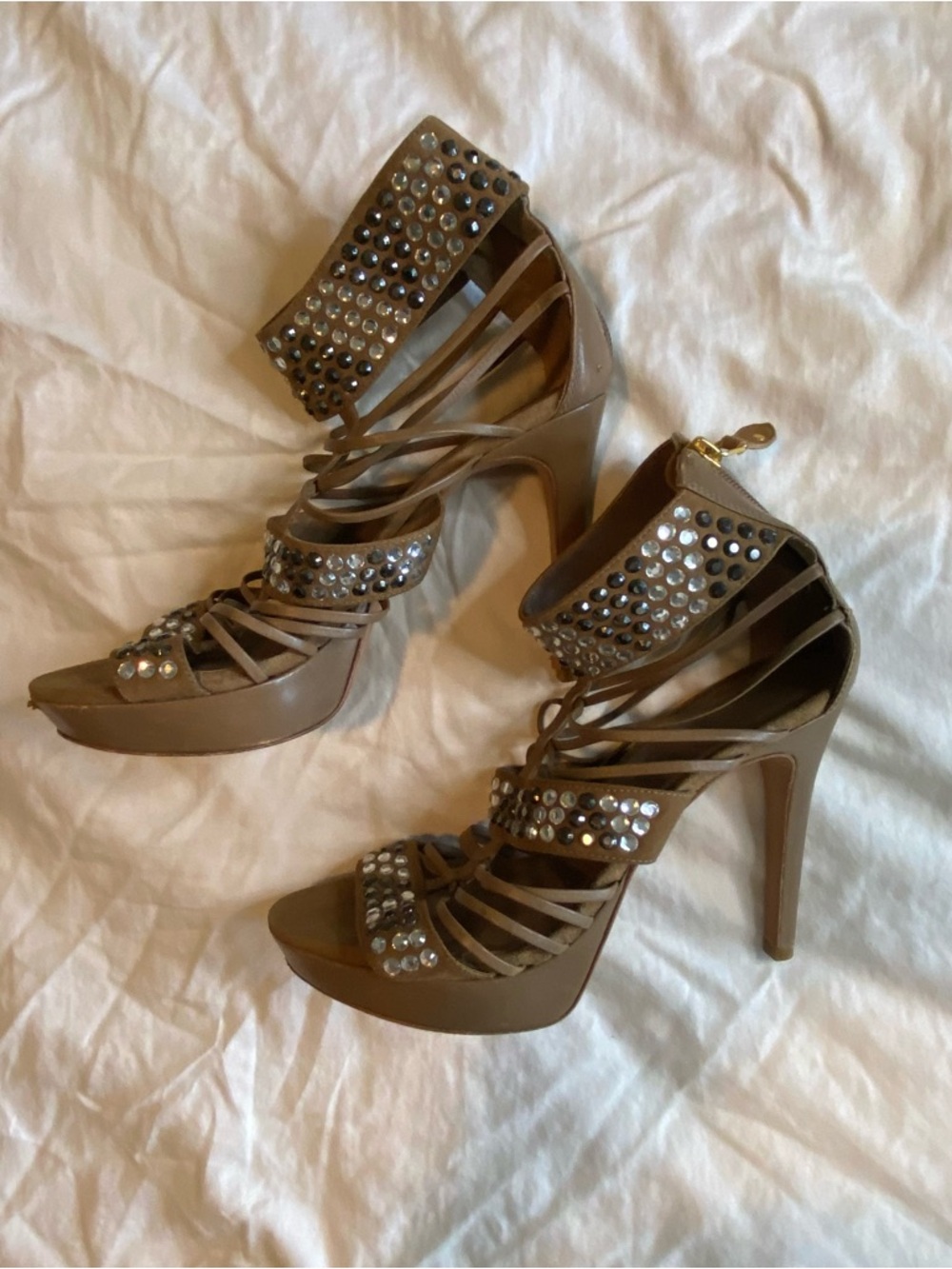 Vero Cuoio Beige Crystal-Embellished Strappy Lace-Up Heels - Picture 3 of 8